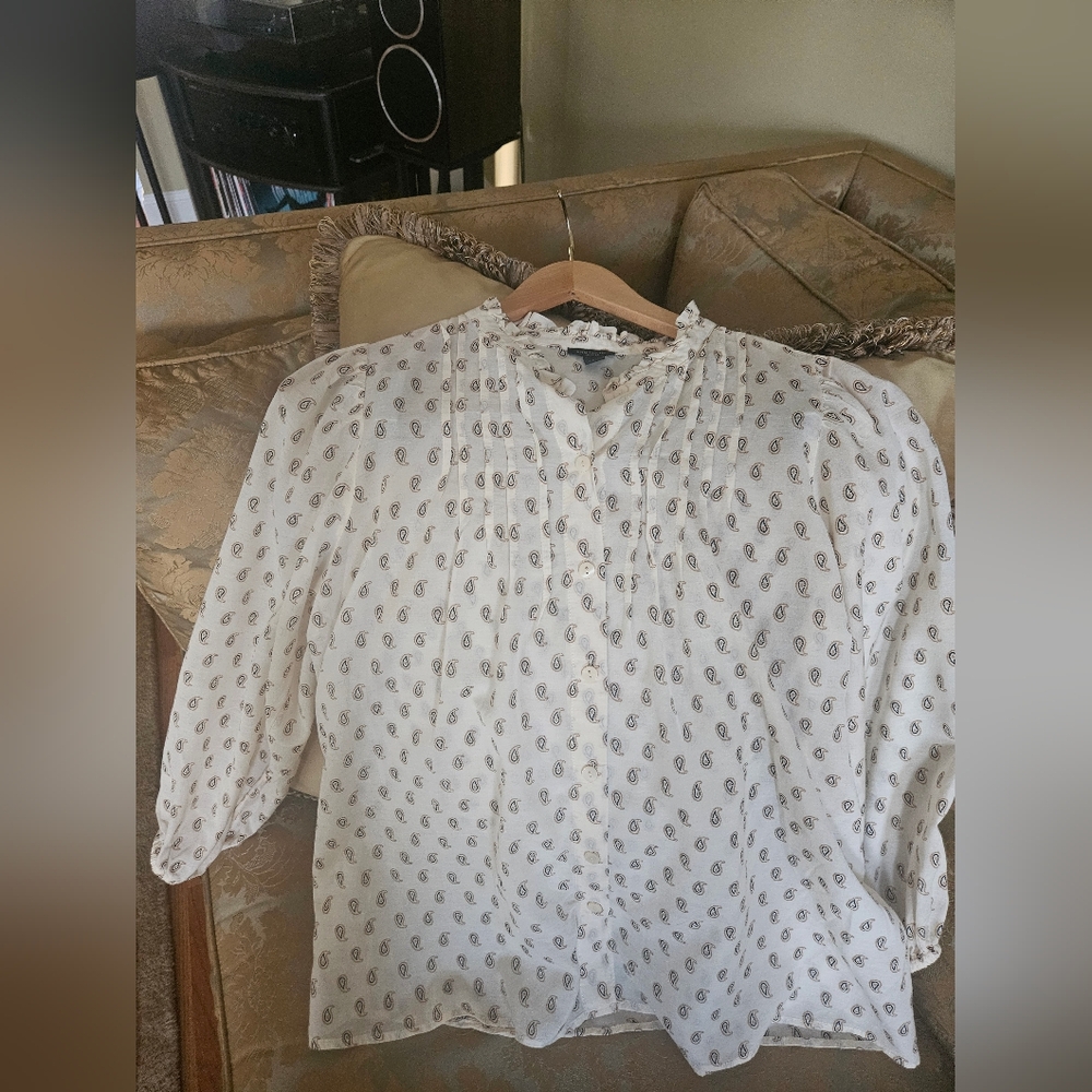 NWOT Ann Taylor Cream Paisley Blouse - Picture 11 of 16